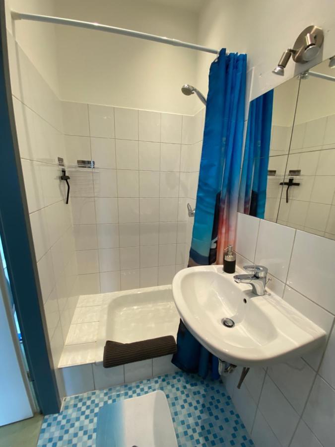 Goyapartment Fuer Handwerker & Business City-Nah!! Free Netflix! Modern! Bochum Luaran gambar