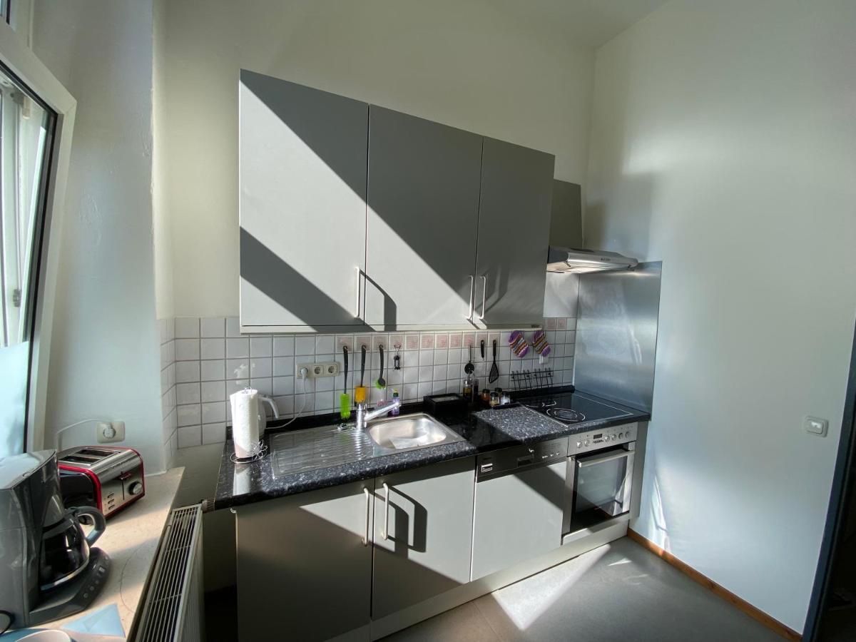 Goyapartment Fuer Handwerker & Business City-Nah!! Free Netflix! Modern! Bochum Luaran gambar