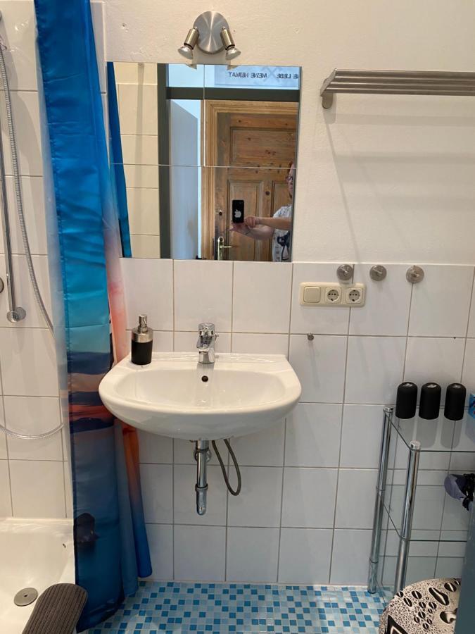 Goyapartment Fuer Handwerker & Business City-Nah!! Free Netflix! Modern! Bochum Luaran gambar