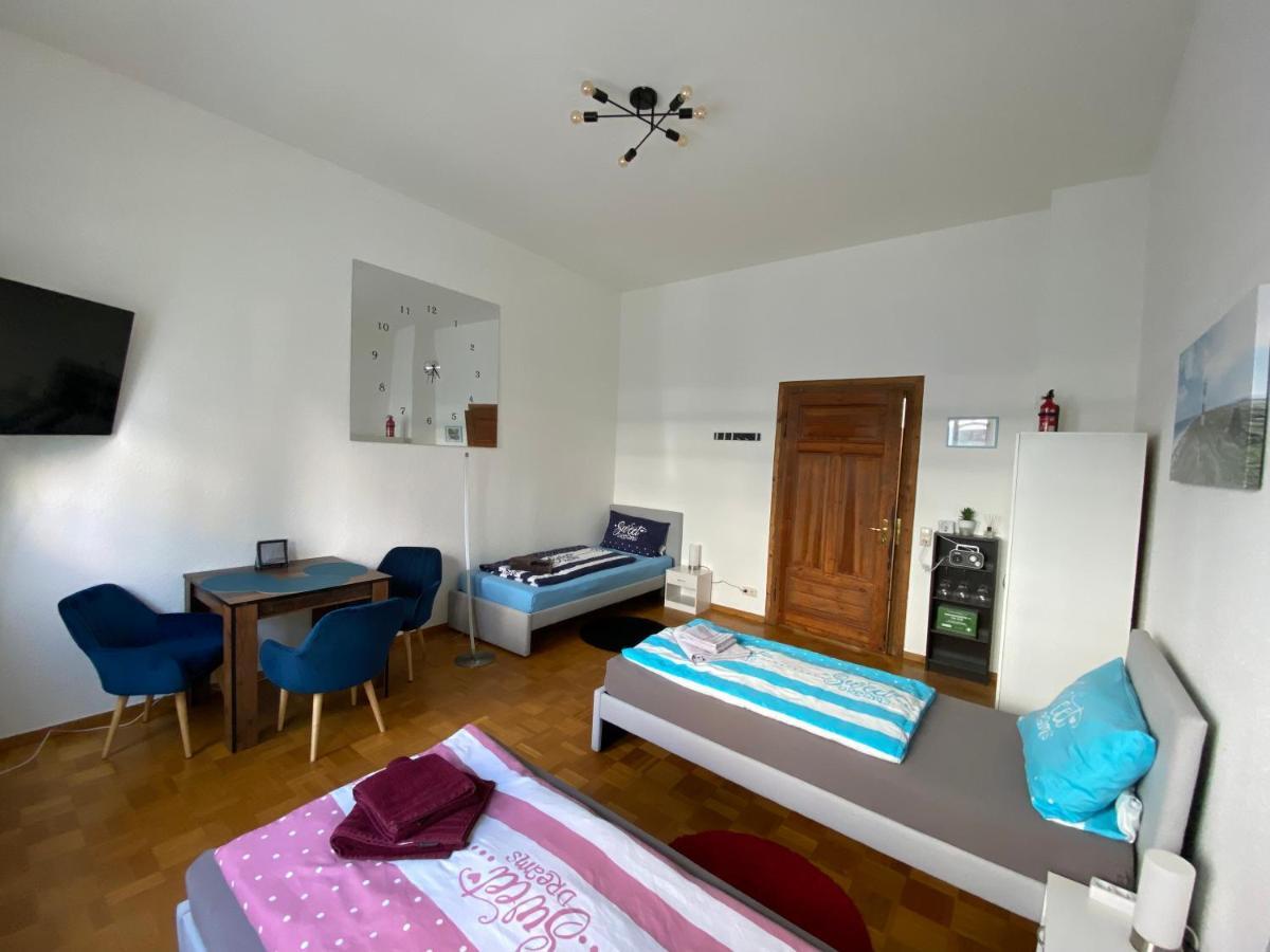 Goyapartment Fuer Handwerker & Business City-Nah!! Free Netflix! Modern! Bochum Luaran gambar