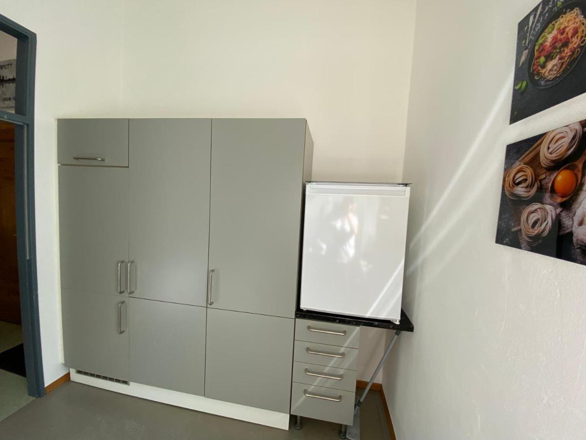 Goyapartment Fuer Handwerker & Business City-Nah!! Free Netflix! Modern! Bochum Luaran gambar